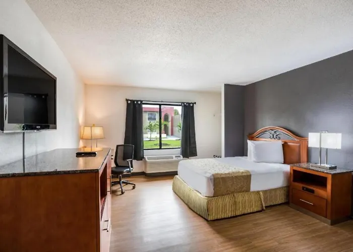 Oyo Hotel Orlando Airport